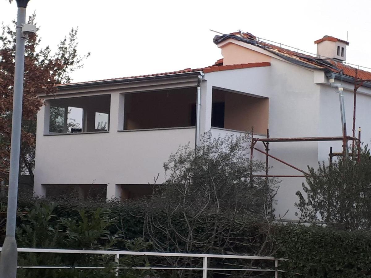 Appartamento Relax Zone III Malinska Esterno foto