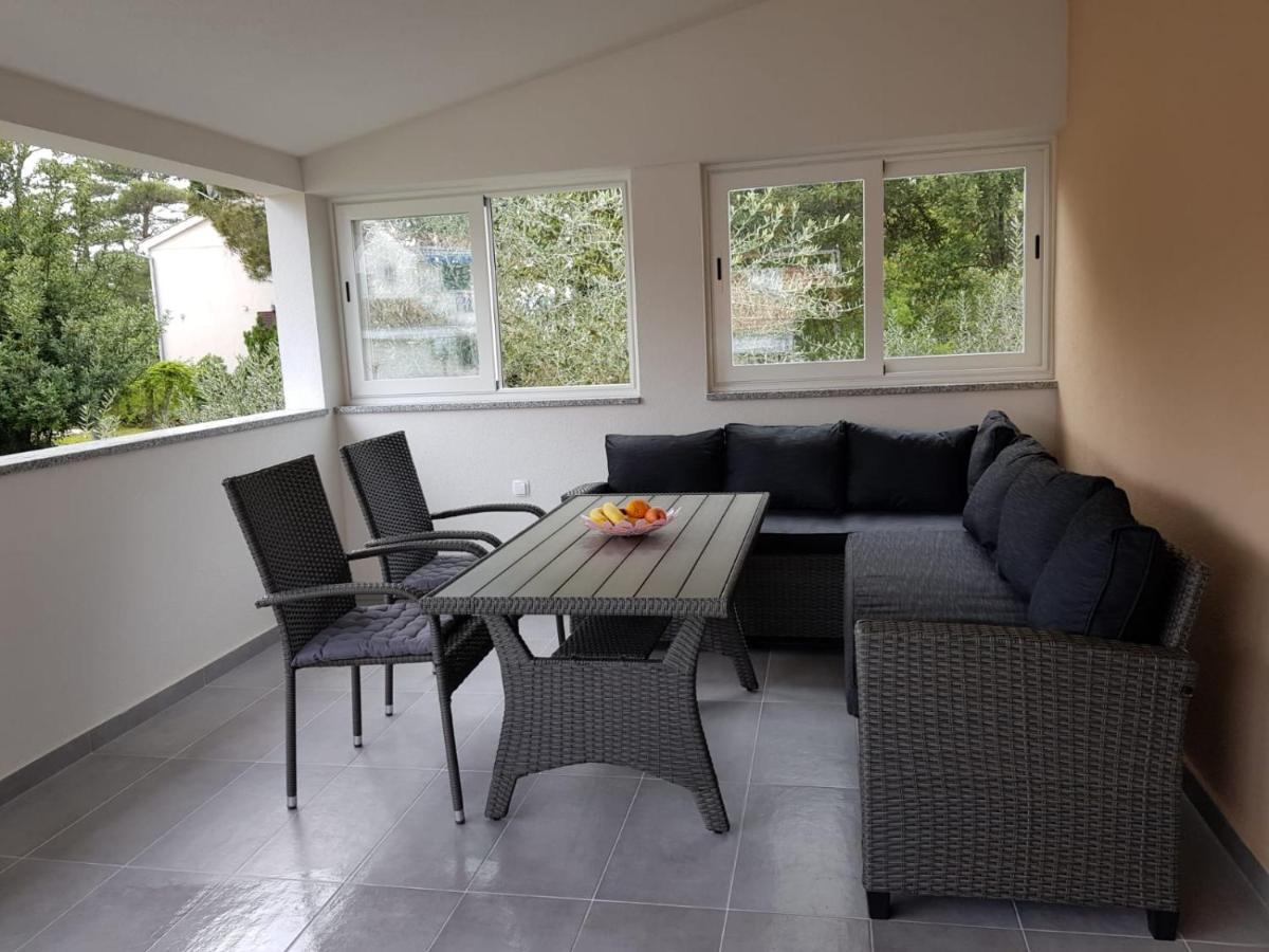Appartamento Relax Zone III Malinska Esterno foto