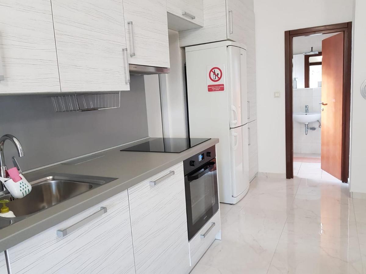 Appartamento Relax Zone III Malinska Esterno foto